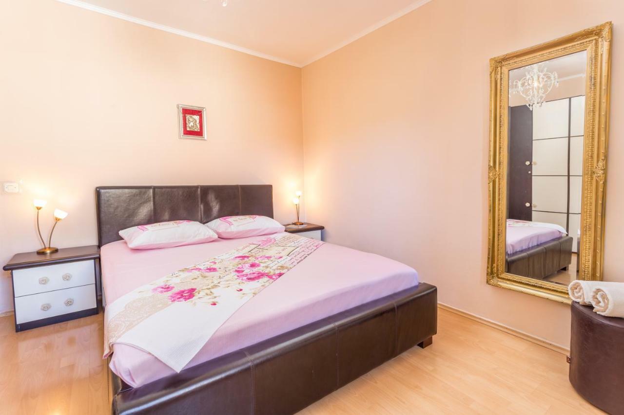 Tia Room Hvar Island Екстериор снимка